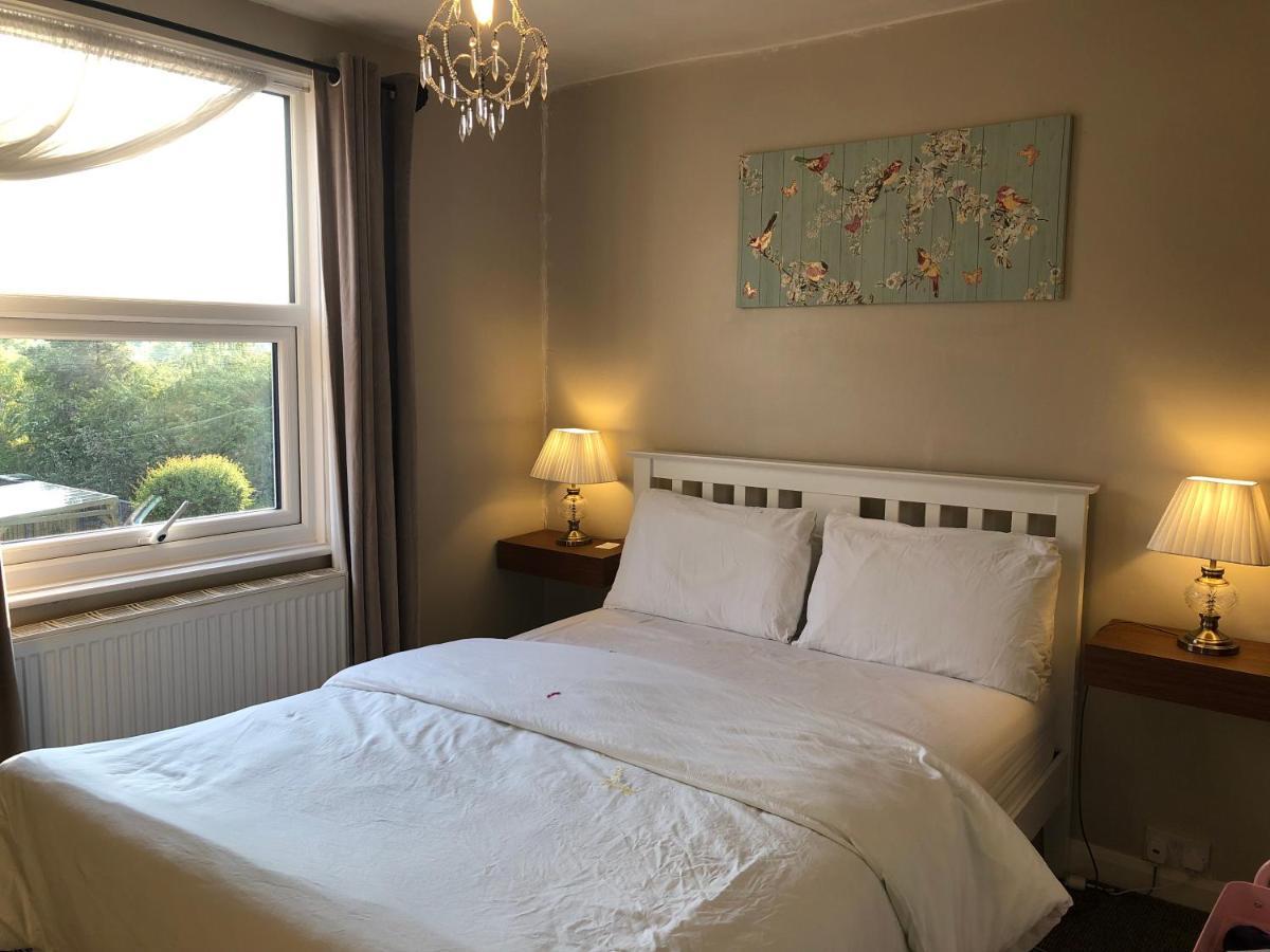 Bed and Breakfast Carena House à Cantorbéry Extérieur photo